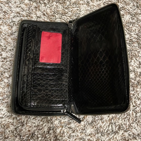 Kenneth Cole Wallet!! - Picture 7 of 14